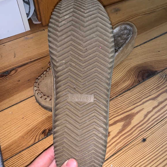 Men’s slippers - Picture 2 of 4